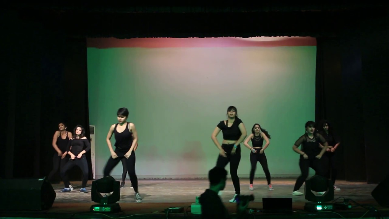 Lady Shri Ram College for Women&nbsp;(Seniors) at Baila, Tarang LSR Fest 2017