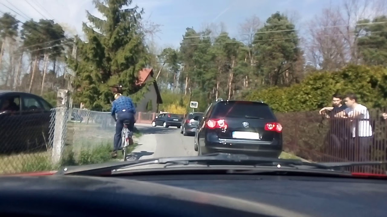 BUNT I ZAMIESZKI W PUSTKOWIE OSIEDLU  🔥 -  MIESZKAŃCY WYSZLI NA ULICE JAK GRZYBY PO DESZCZU ☔