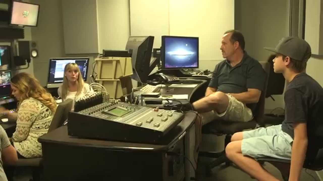 Worship & Creative Arts (Behind The Scenes)