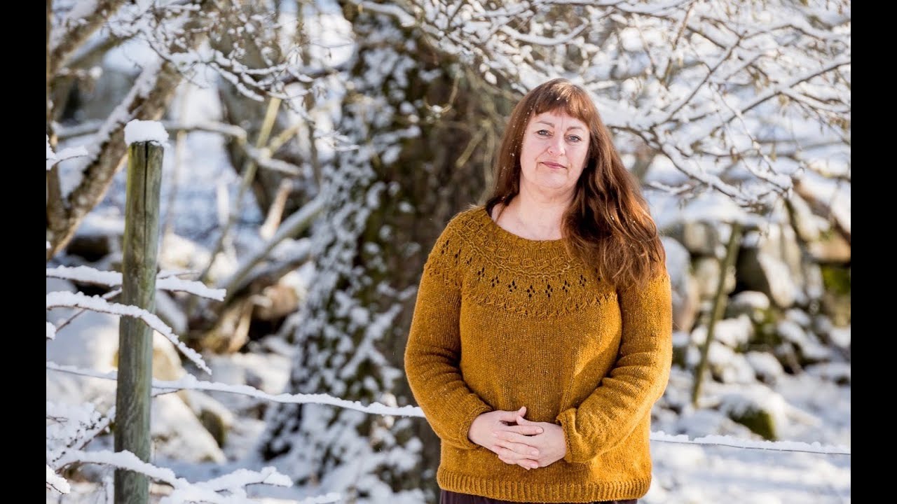 Ranunculus sweater