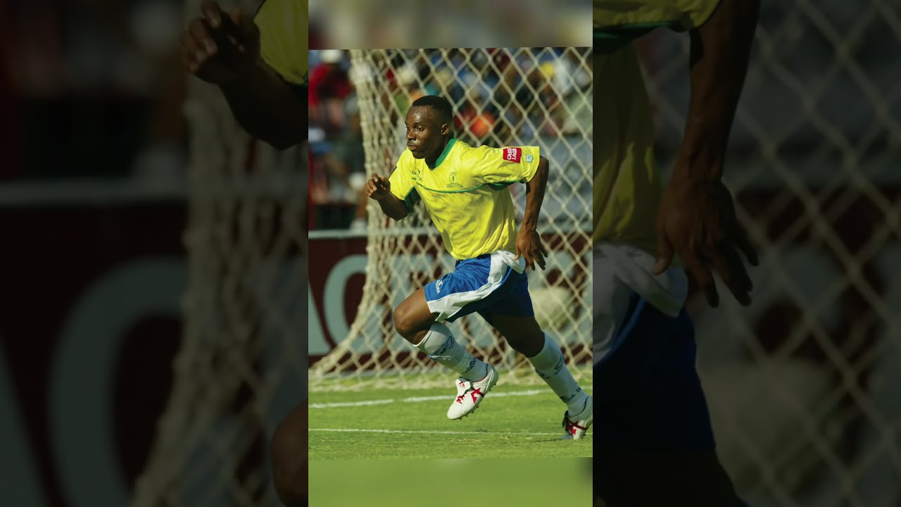 Raphael Ndukwe Chukwu (Aba, 22 luglio 1975) è un ex calciatore nigeriano, di ruolo attaccante.