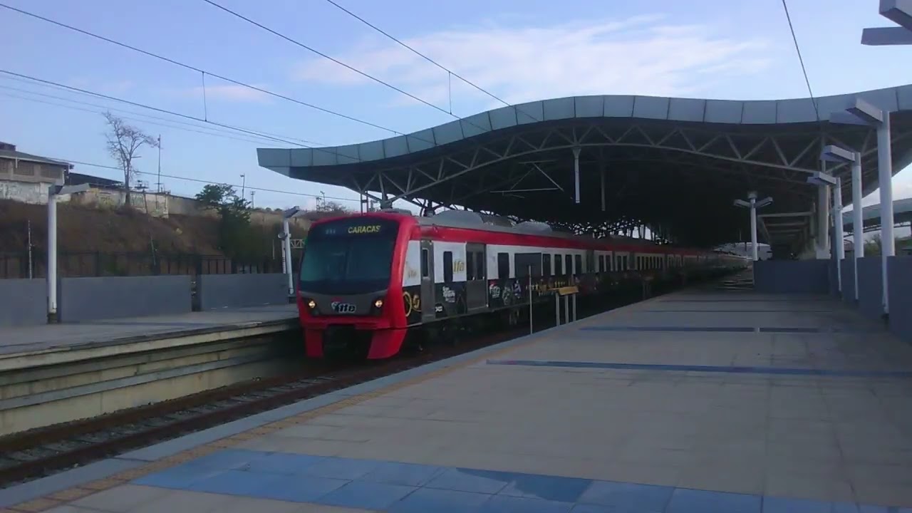 NUEVA CARA DE ALGUNOS VAGONES DEL  FERROCARRIL DE LOS VALLES DEL TUY (CARACAS VENEZUELA.)