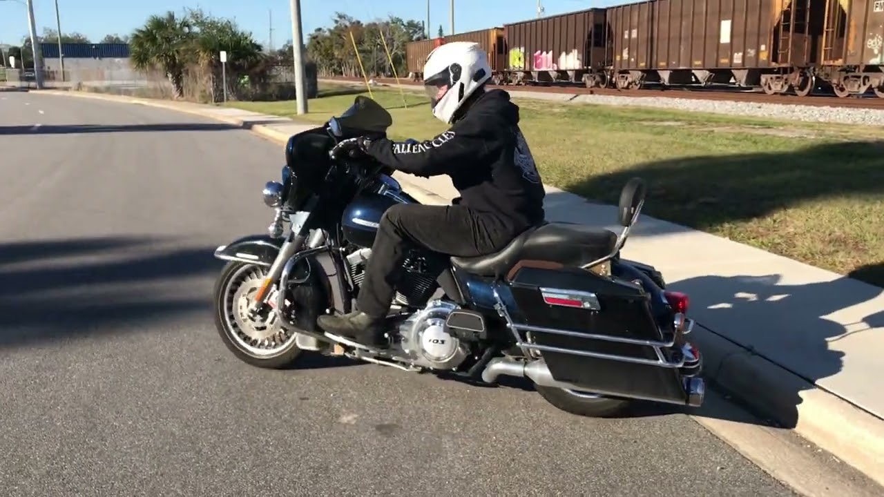 3854 Testing Video - 2013 Harley-Davidson Electra Glide Ultra Limited FLHTK (41,069 miles)