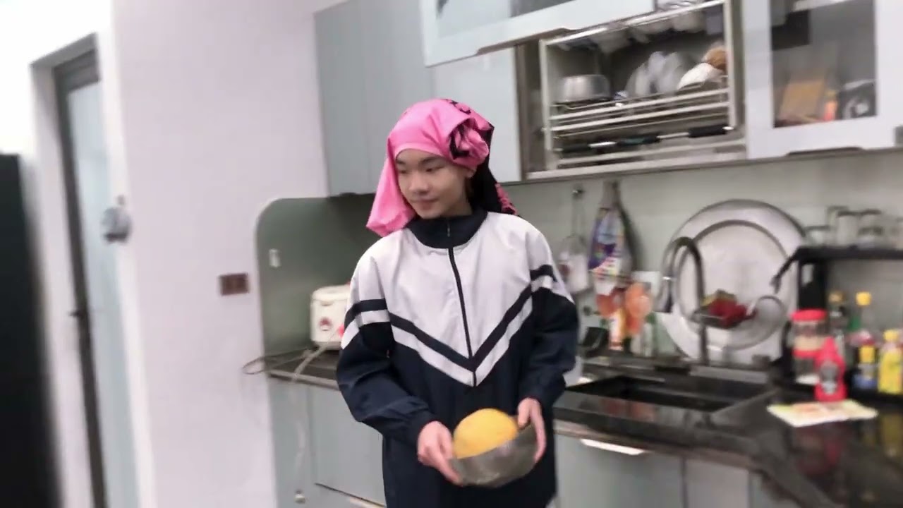 Những người con xa xứ