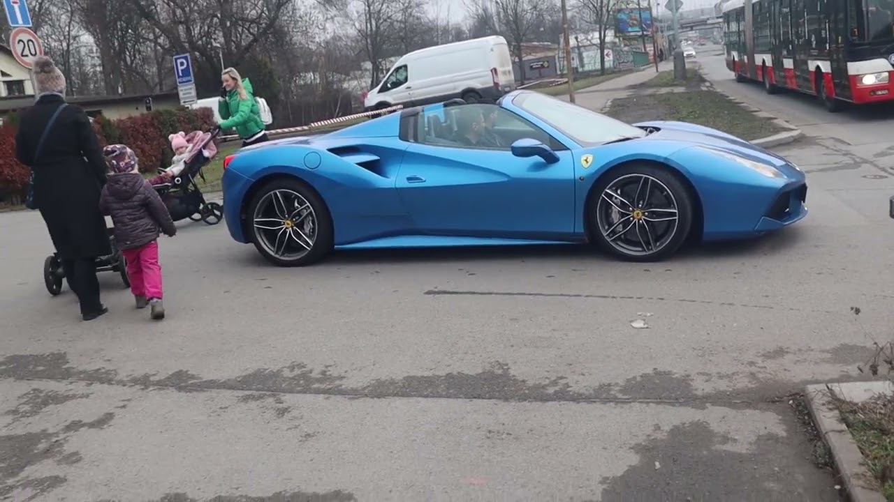 Ferrari 488