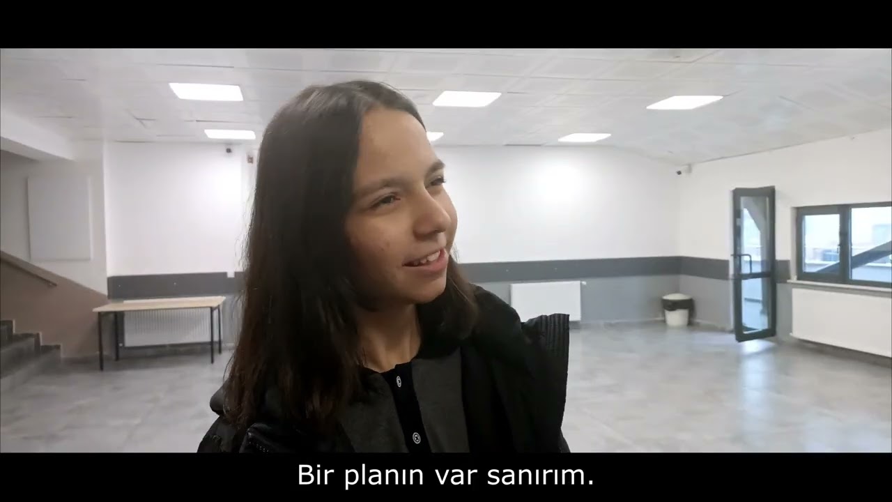 Years Later - İngilizce Kısa Film Serisi 17