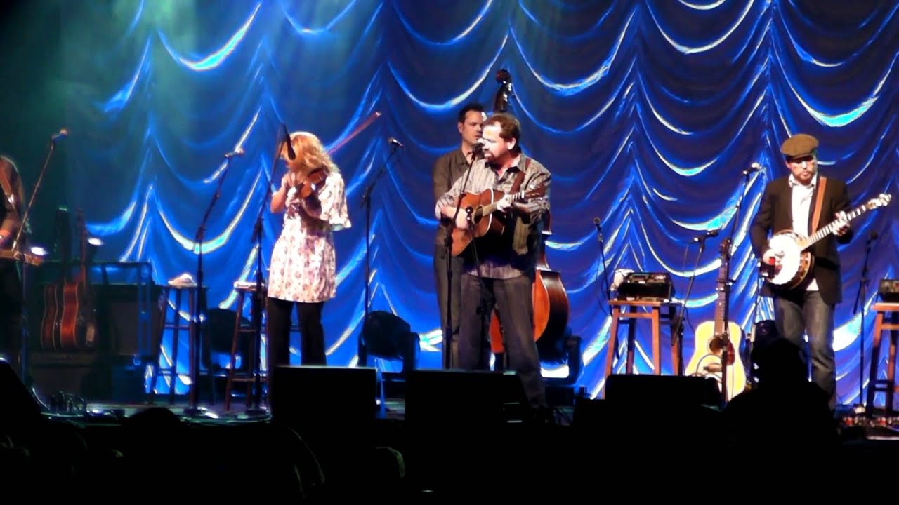 Alison Krauss & Union Station, with Dan Tyminski - Rain Please Go Away