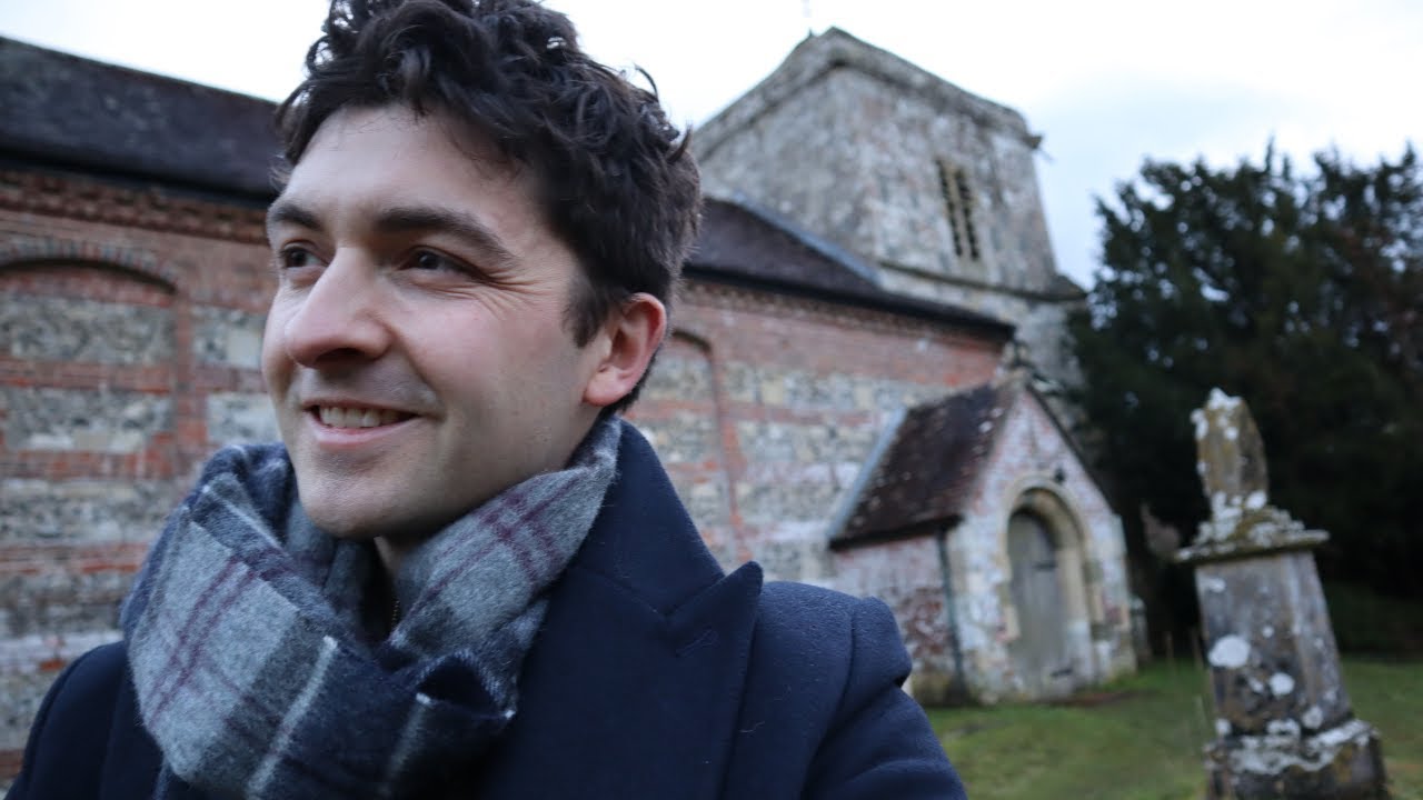 The CHRISTMAS SPECIAL! Foot Pumping Carols at a DISUSED CHURCH
