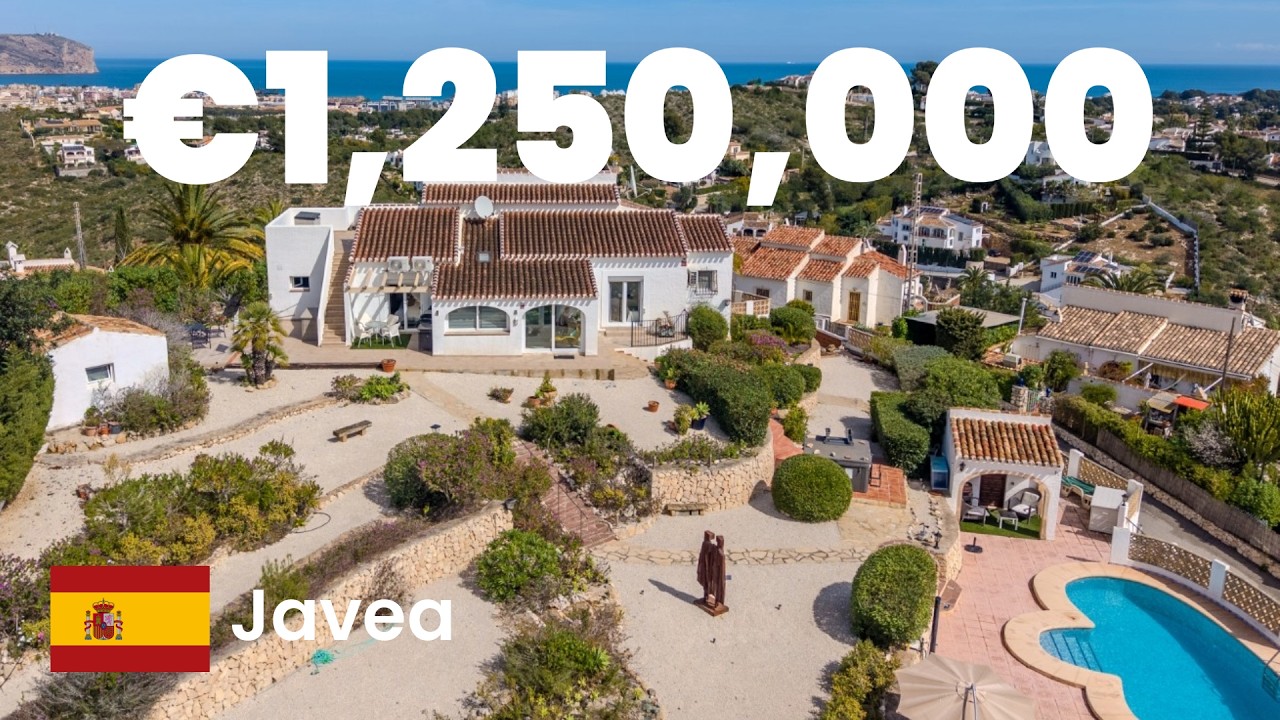 Spacious Villa with Stunning Sea Views and Large Plot in JÁVEA, SPAIN