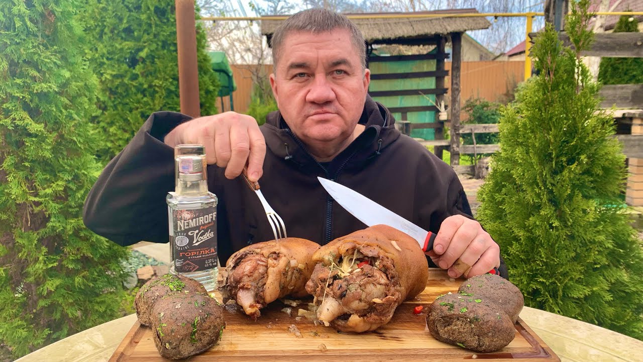 Рецепт сочной рульки на мангале по-деревенски!
