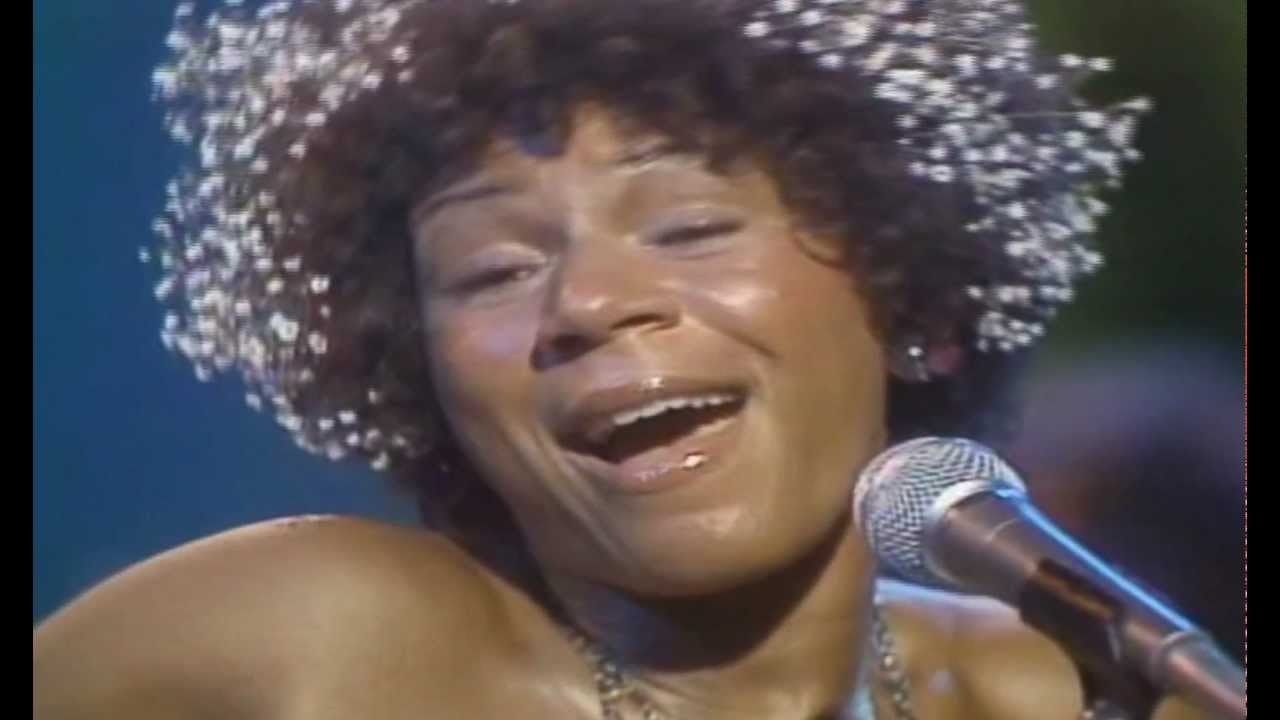 MINNIE RIPERTON - Highest Notes - Whistle Register Live (Part 1 of 2)