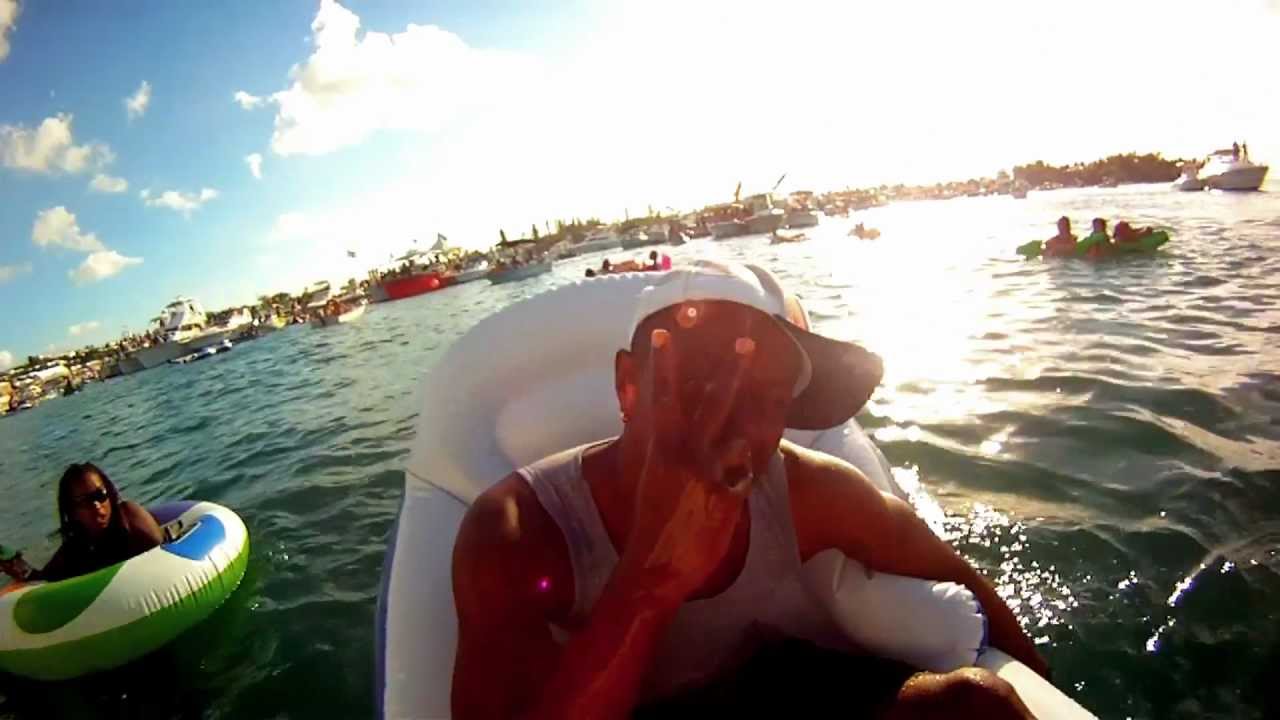 Down In Bermuda -  V.Eye ft. Tacklyn