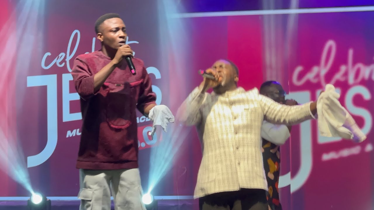WATCH WHAT BBO DID TO DARE JUSTIFIED ON STAGE @ CELEBRATE JESUS IN IBADAN, U WONT BELIEVE YOUR EYES