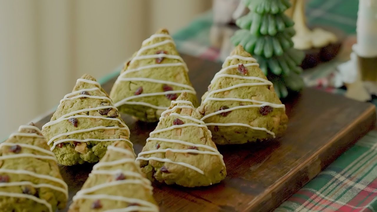 [SUB]🎄크리스마스 트리 모양 스콘/ 녹차 화이트 초코칩 스콘🎅/Christmas Tree Scone : 초의 데일리쿡