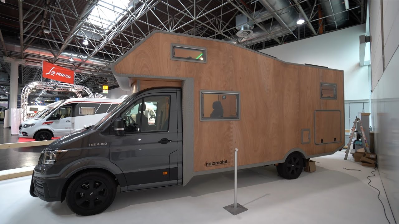 Sensationelles Konzept: Wohnmobil komplett aus Holz. Holzmobil MAN TGE 2022. Mehr Platz geht nicht!