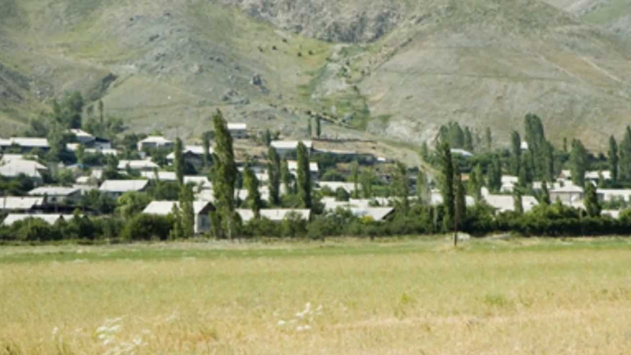 GOYCE MAHALI, ARDANISH KENDI-1