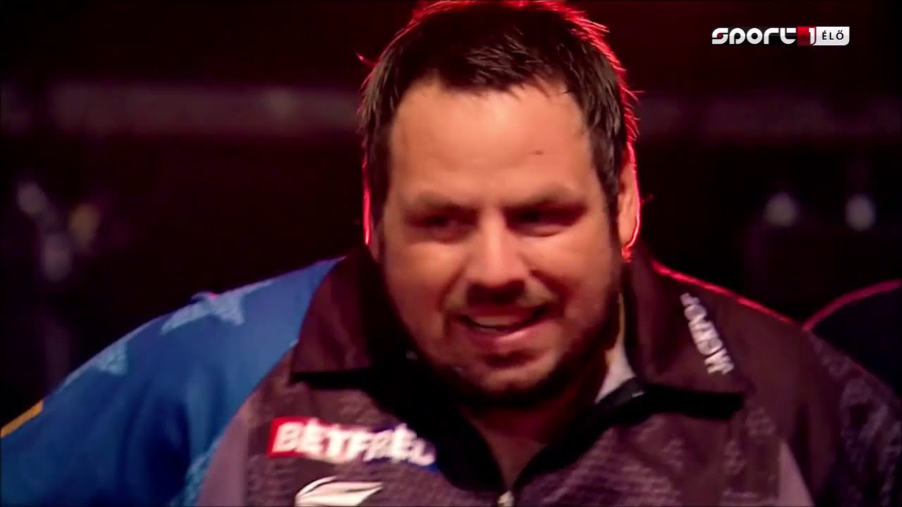 15)  Adrian Lewis vs Steve Beaton 2020 World Matchplay 2020.07.20 Round 1