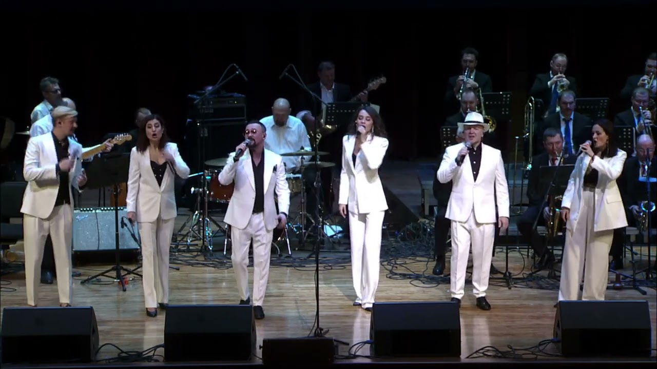 Moonlight Serenade (Glenn Miller)