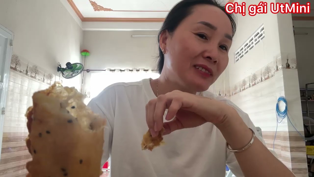 Tư si&ecirc;ng đột suất xuống thăm v&agrave; dọn nh&agrave; UtMini ||chị g&aacute;i UtMini