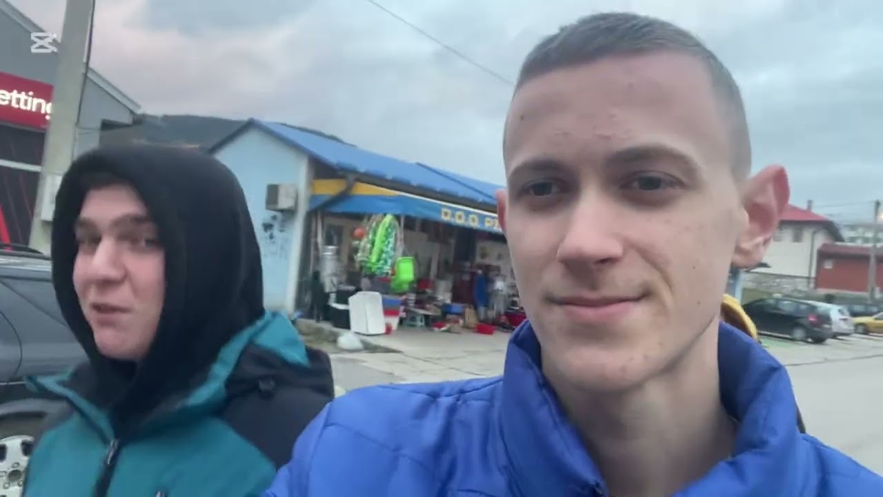 Prestajemo sa vlogmasom 