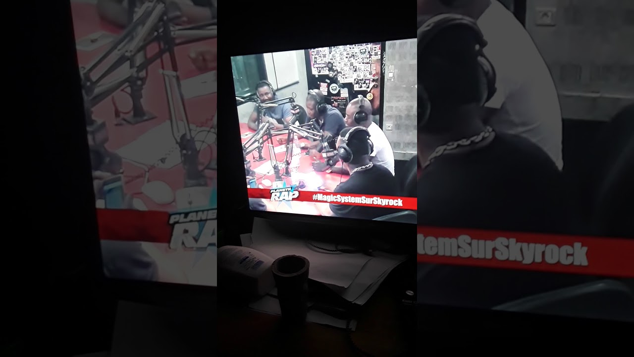 Les Gens De Paris Clash Bassem Le Raciste Anti Noir et Soutient Jo Dalton