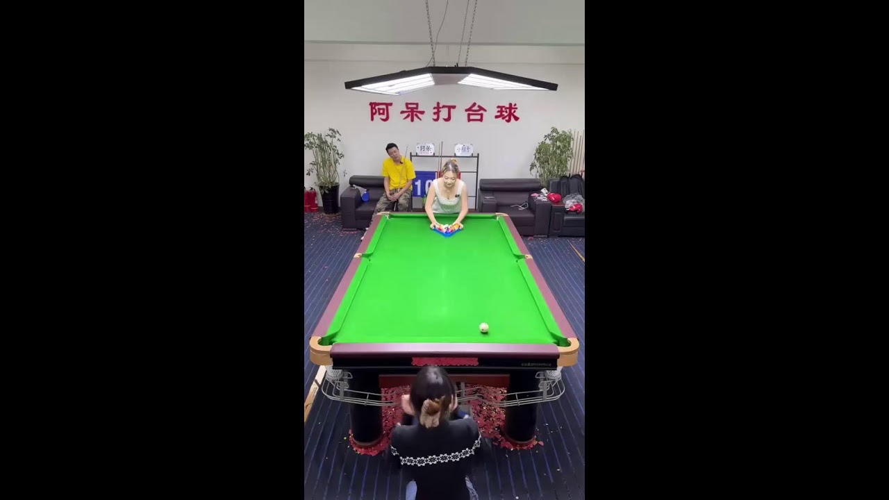 🔴 LIVE：美女教练手把手教台球 |  Beauty Coach Teaches Billiards Step by Step
