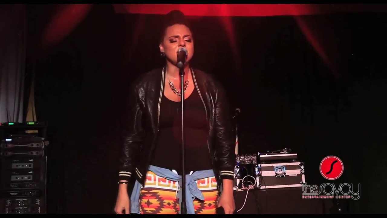 Marsha Ambrosius Live At The Savoy Entertainment Center