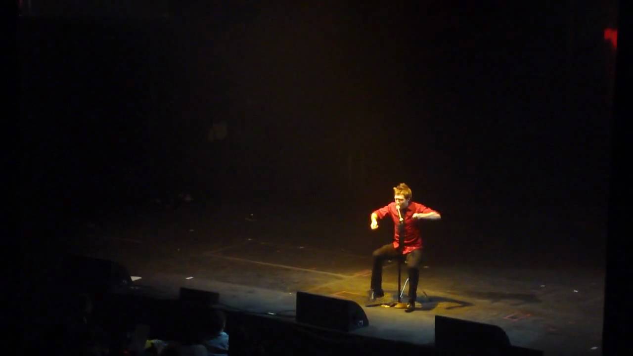 Andy Frost from The Magnets does a Drum Solo at the  Roundhouse, Camden