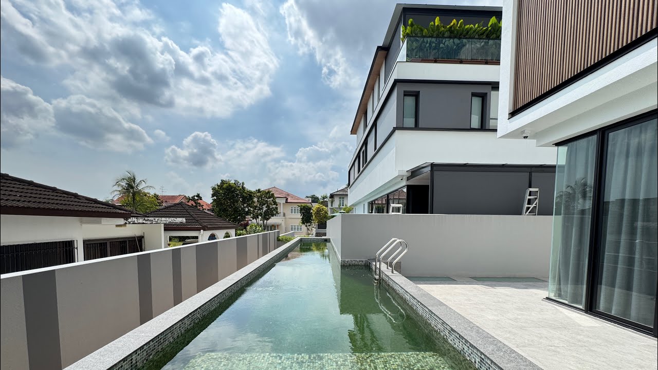 Brand New Detached house at Bt Timah for Sale