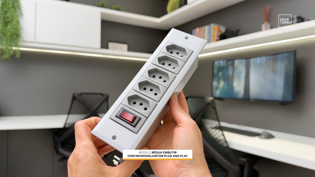 Régua de Tomada Embutir com Microdisjuntor e Cabo Plug