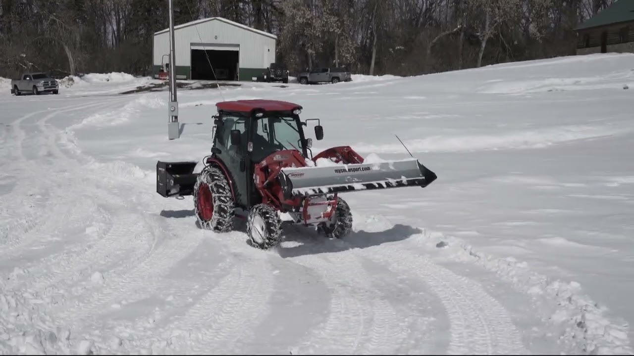 SNOWSPORT QUICKTACH FOR TRACTORS KUBOTA, BOBCAT, KIOTI AND OTHERS FOR PLOWING SNOW