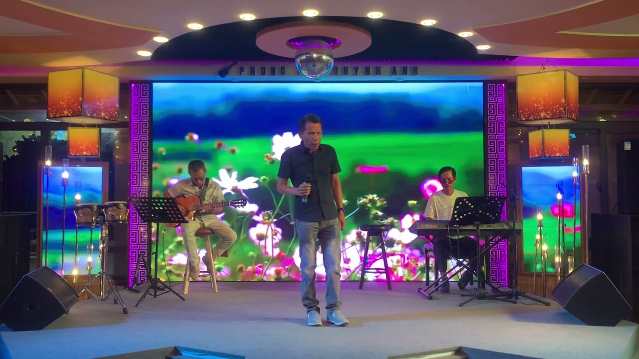 Chợt như năm mười tám - [Quốc Dũng] - Lê Tài