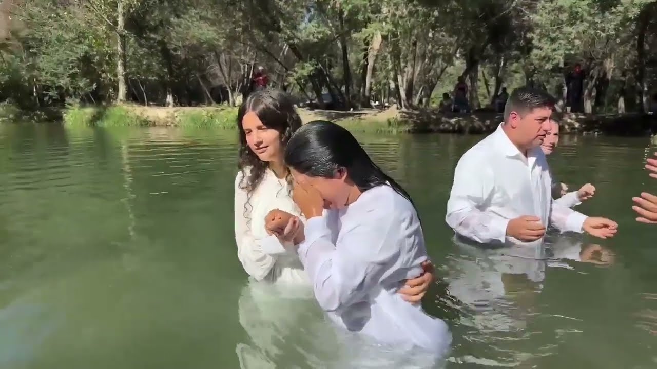 BAUTIZANDO COMO MANDÓ NUESTRO SEÑOR JESUCRISTO MATEO 28:19 🇨🇱 PASTOR HUGO ALBORNOZ