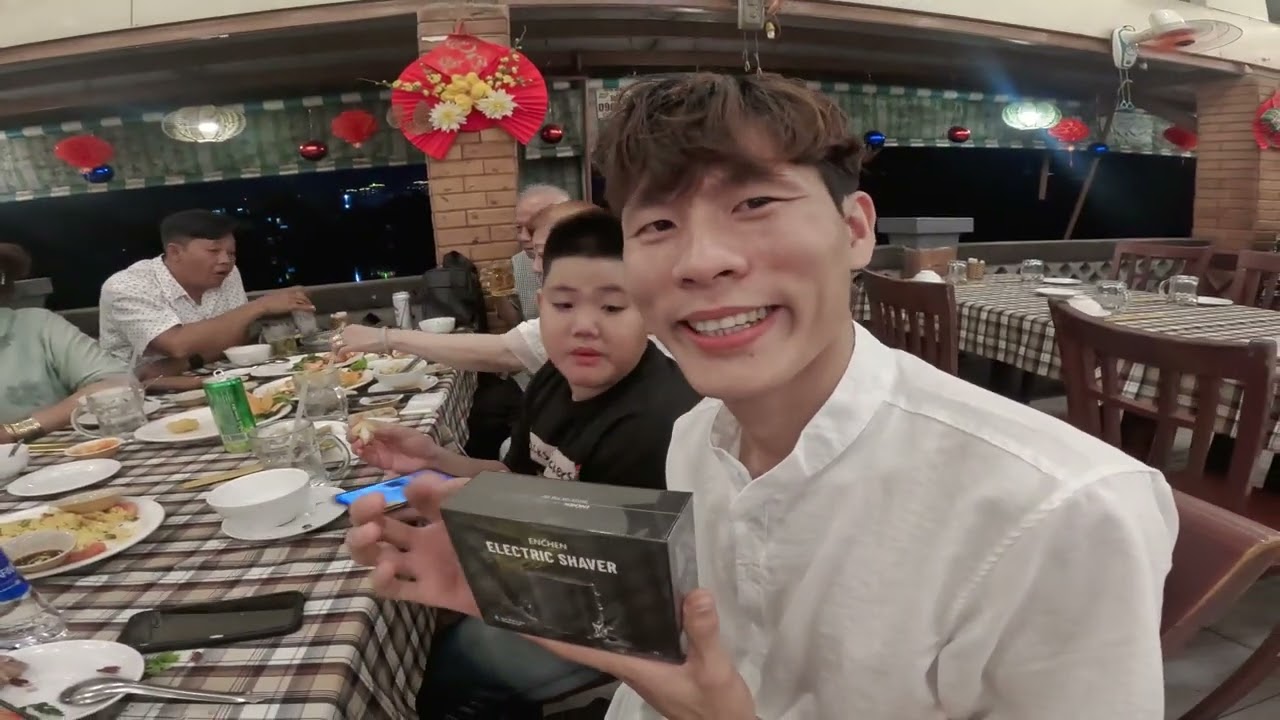 tiệc sinh nhật anh thành vs bé kem