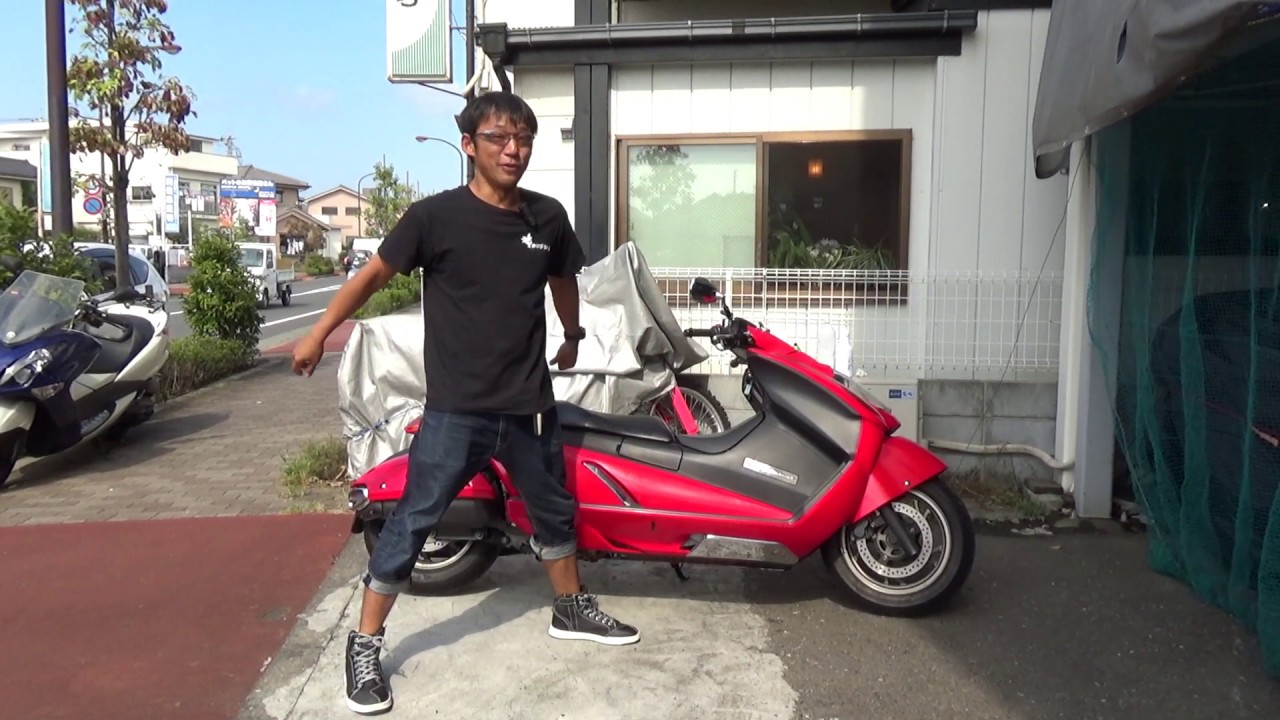 スズキ：ジェンマ参考動画：タンデムでも脚がつく！スズキの名機