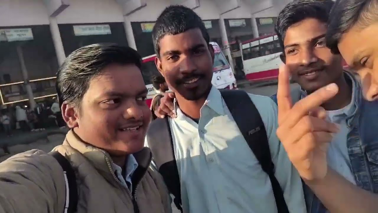 Aaj To College Ma Maja Aa Gaya 🤣 | Masti Vlog 🥰 