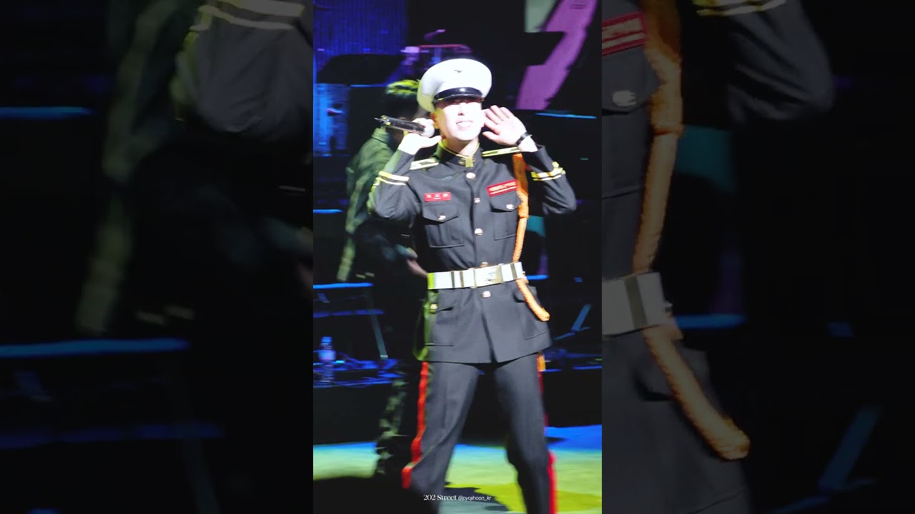 221214 블락비 피오 (BLOCKB P.O) 해병대 군악대 정기연주회 VERY GOOD