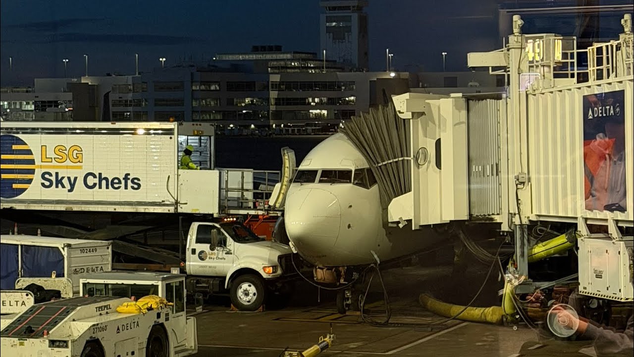 @Delta Air Lines Boeing 737-800 - Pushback, Engine Start, Taxi, Takeoff