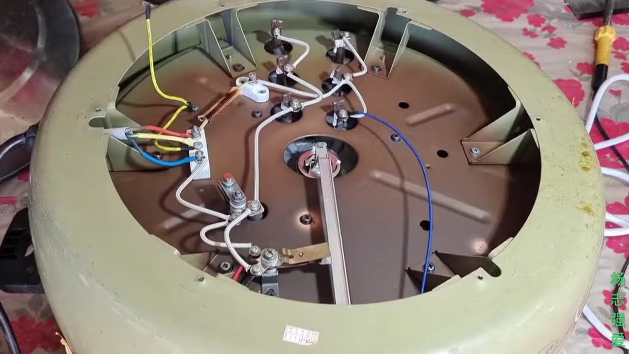 大电饭煲坏了，煮不了饭，换电饭煲限温器，磁钢，维修好