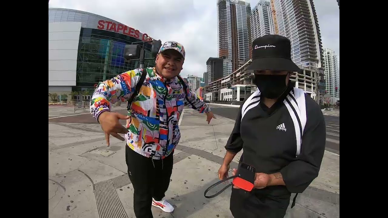 ACZINO en LOS ÁNGELES 🇺🇸 FREESTYLE con SIETE GONZÁLEZ 