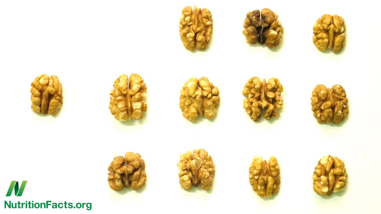 PREDIMED: Does Eating Nuts Prevent Strokes?