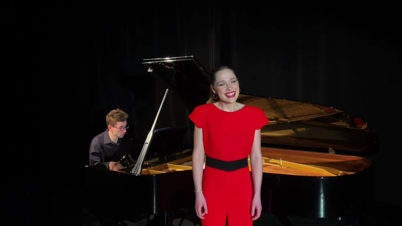 Niklausse: Vois sous l‘archet frémissant - Les contes d‘Hoffmann (Offenbach)