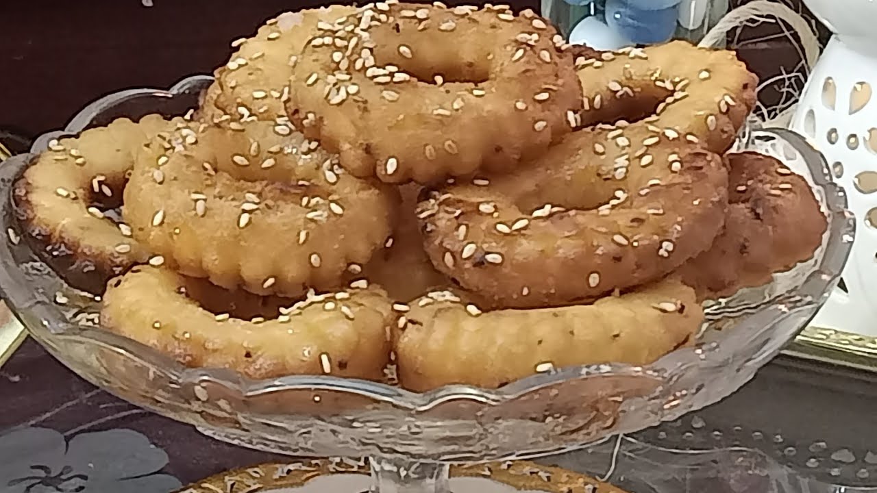 اسمحيلنا السيدة رزقي 😱 حلوتك المفقودة ما نستغناش عليها في الأعياد ليذوقها ينخلع فالبنة 💥💣@oum_yara 