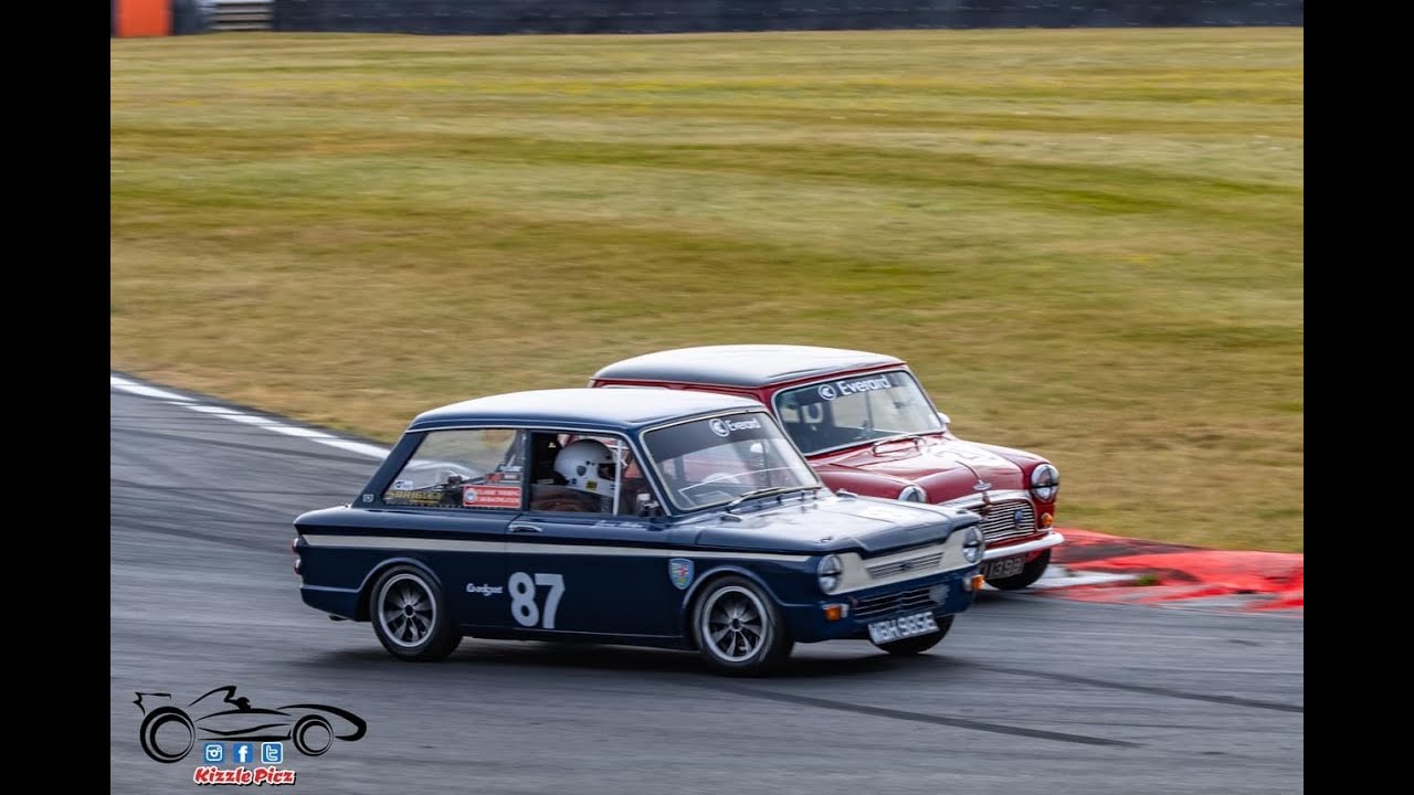 Hillman Imp Snetterton pre 66 touring cars - Race 1