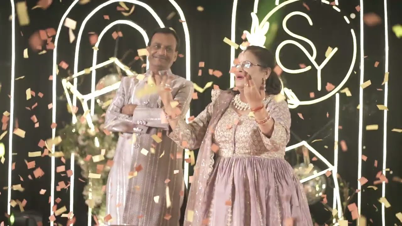 Old is Gold 💫 Groom’s Parents Dance to Retro Medley with So Much Grace!