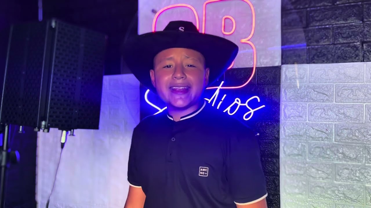Mentiras y Copas - Santi Acosta