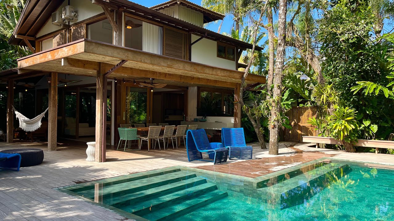 Casa exclusiva na Praia da Baleia - Disponível para réveillon