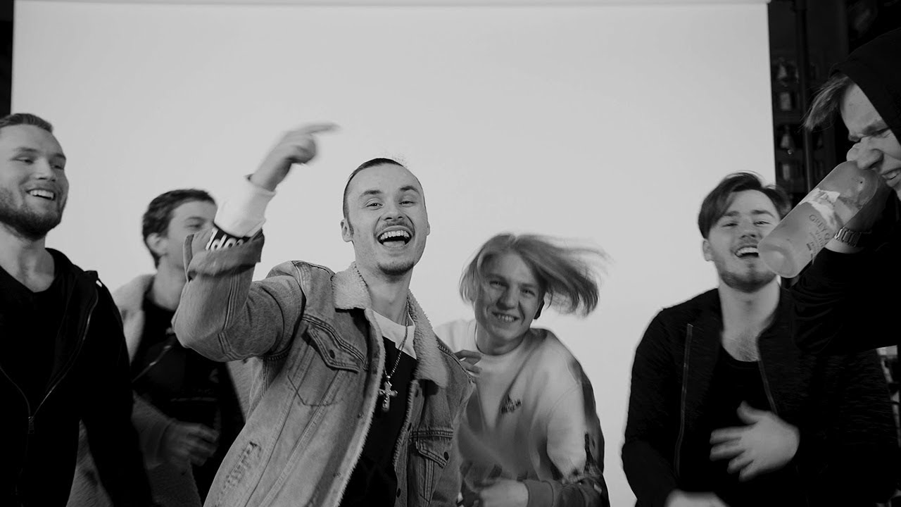 AyLien - GREY GOOSE prod. by RoBeatz [Official Video]