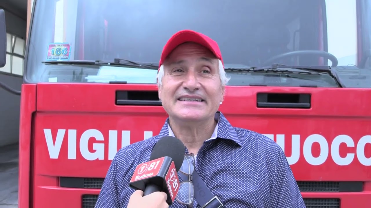 Ischia. Vincenzo Conte va in pensione, il saluto dei colleghi Vigili del fuoco