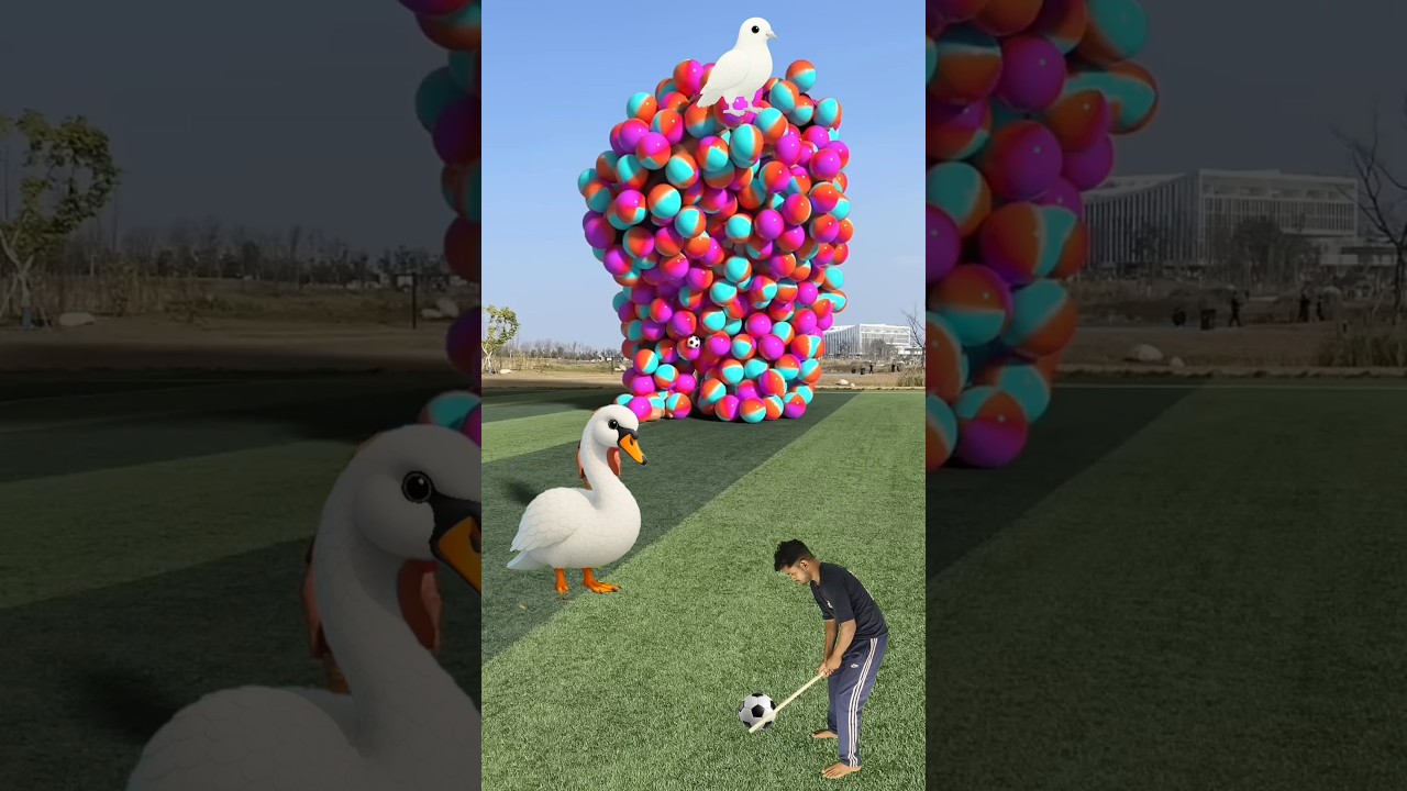 The mascot vibrato assistant placed onthe football field is popular, co-produced,creative new spe
